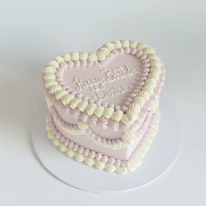 Heart-Shaped-Cake-Pink-White